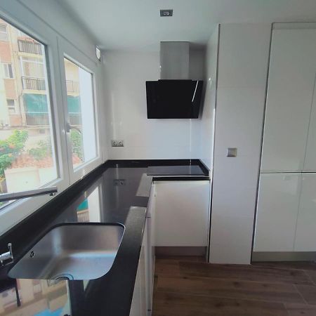 Beautiful Apartment In Third Line Beach Boliches Fuengirola Exterior foto